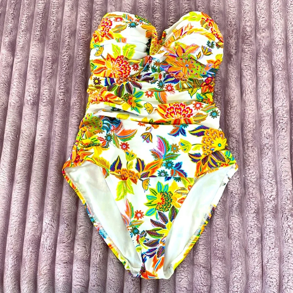 Bleu Rod Beattie one piece swimsuit. Let the Sun Chine In size 6 - Picture 3 of 10